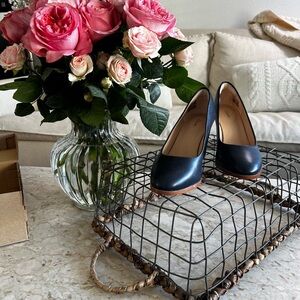 Clarks Kaylin Cara 2 Navy Leather Pump